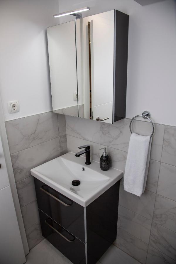 Iadertina Apartment 자다르 외부 사진